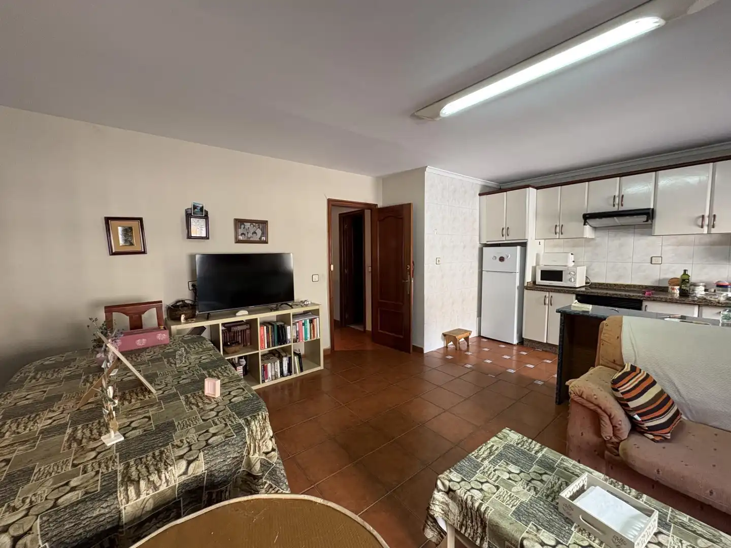 Sala de estar de Edificio en venta en Aller