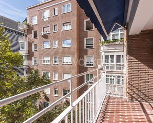 Apartament de lloguer a Calle de Rafael Salgado, Hispanoamérica - Bernabéu