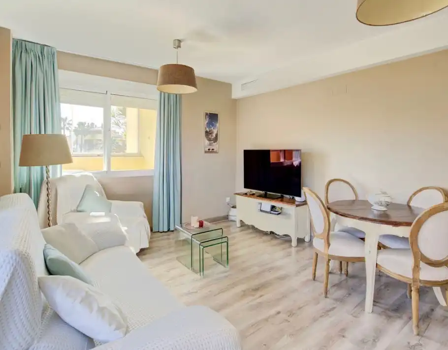Living room of Flat for sale in Mijas  with Air Conditioner, Terrace and Storage room
