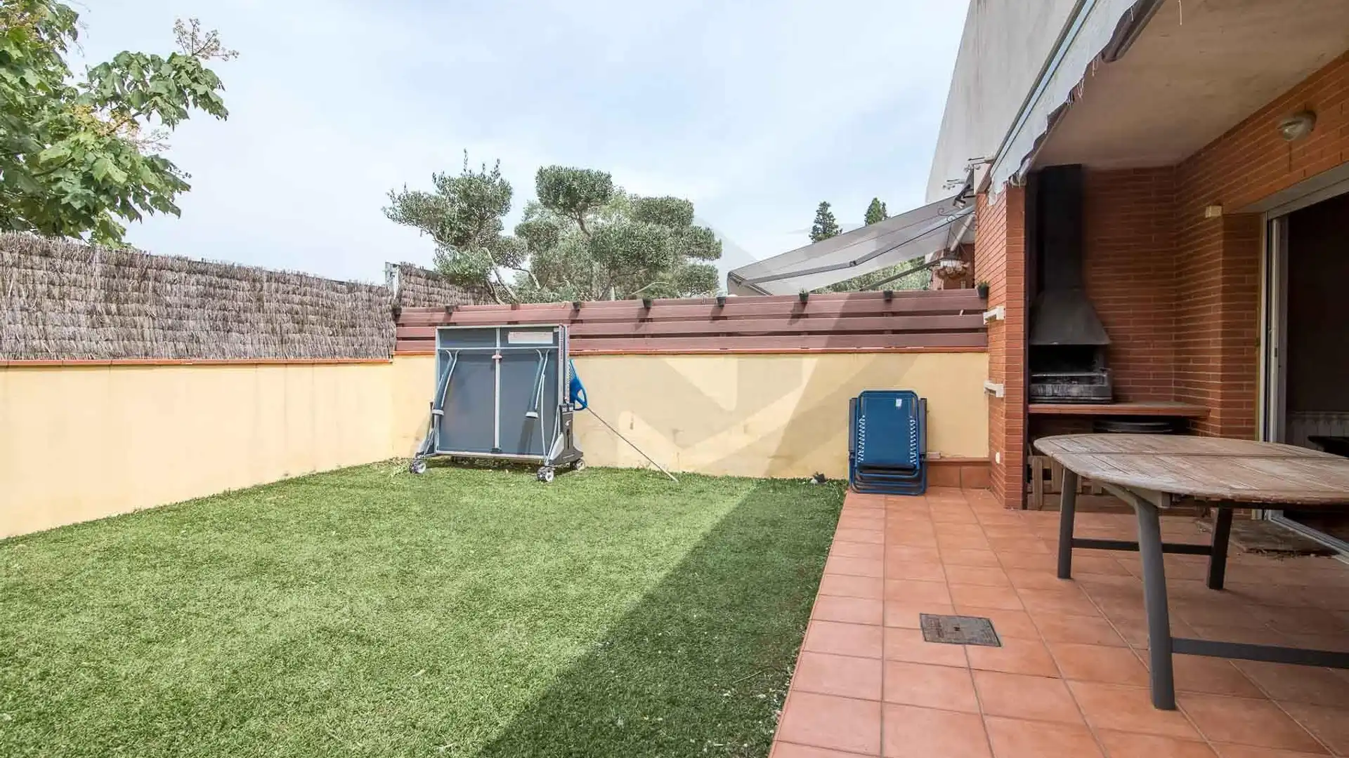 Jardí de Casa o xalet en venda en Castellar del Vallès amb Calefacció, Jardí privat i Terrassa