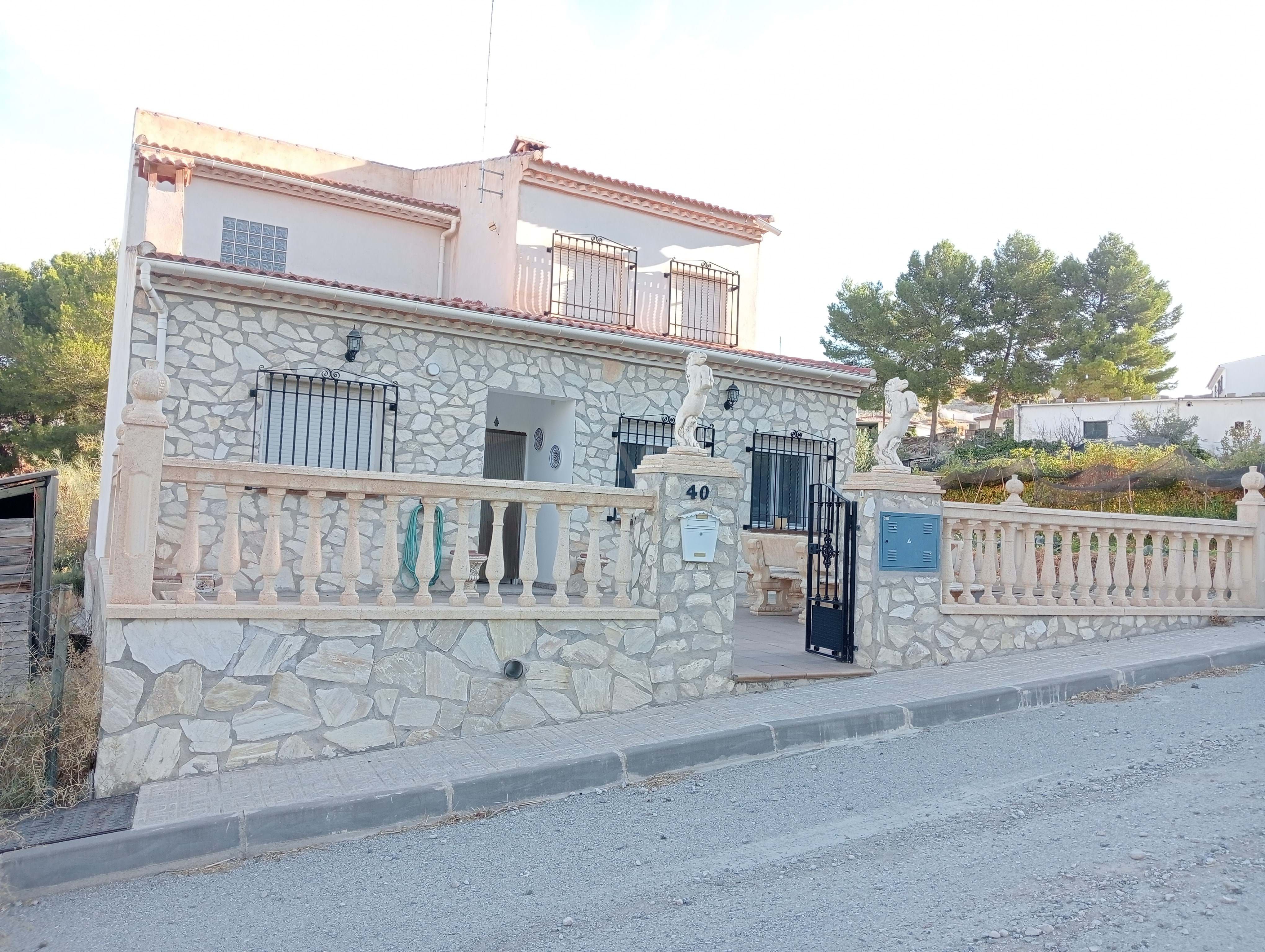Vista exterior de Casa o chalet en venta en Dehesas de Guadix con Terraza