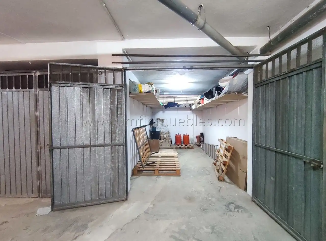 Garaje en venta en Vélez-Málaga
