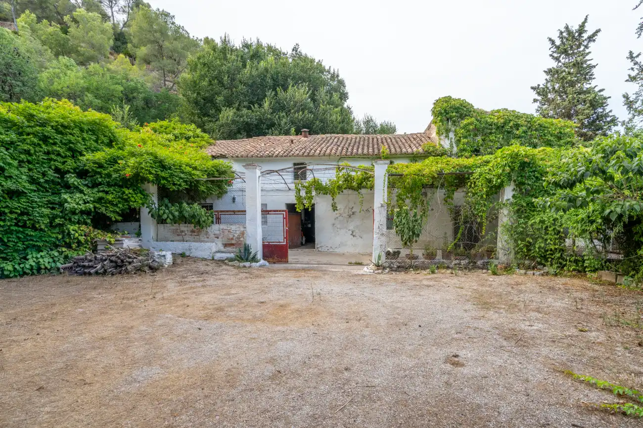 Country homes for sale in C-12, Aldover
