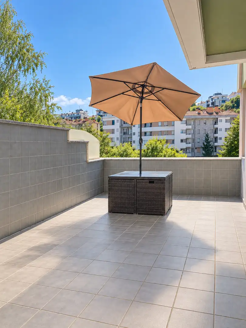 Terraza de Piso en venta en Errenteria con Calefacción, Terraza y Amueblado