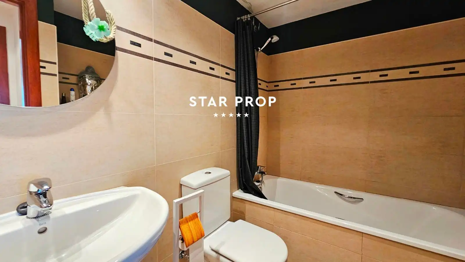 Badezimmer von Wohnung zum Verkauf in Llançà mit Heizung, Terrasse und Möbliert