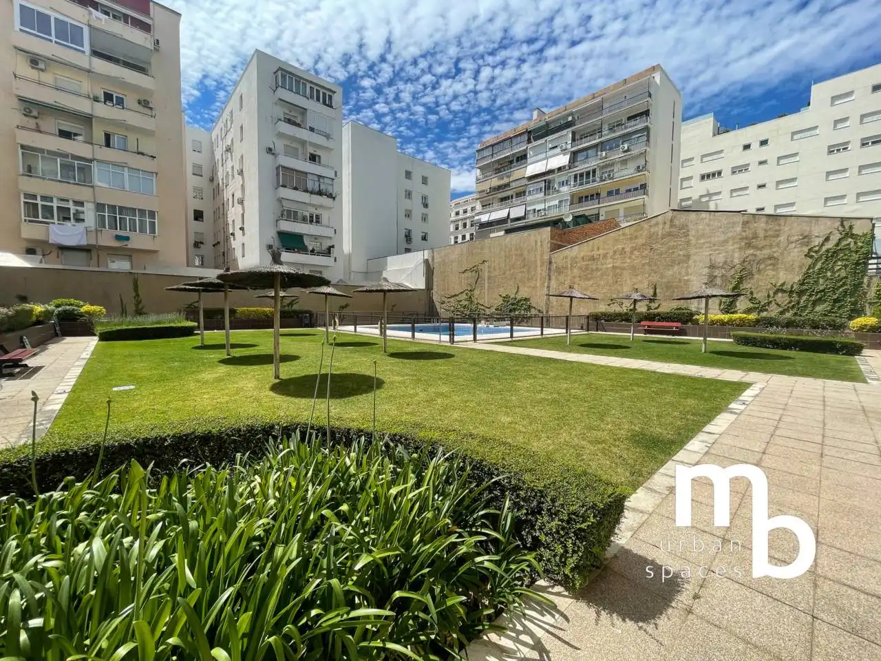 Vista exterior de Piso de alquiler en Madrid con Aire acondicionado, Calefacción y Parquet