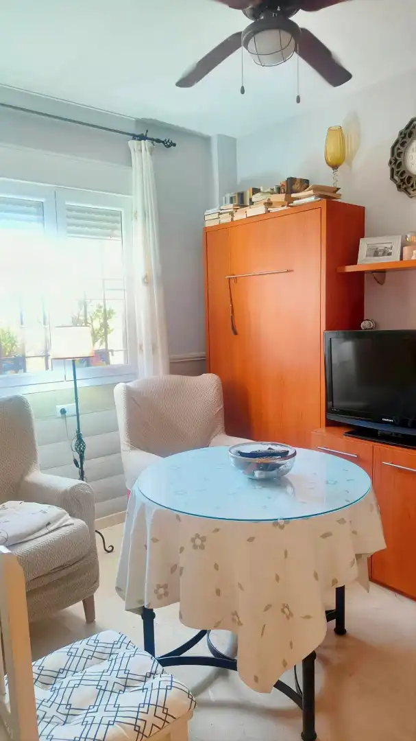 Casa a schiera con terrazza in vendita a Calle Hilario Camacho, imagen 3