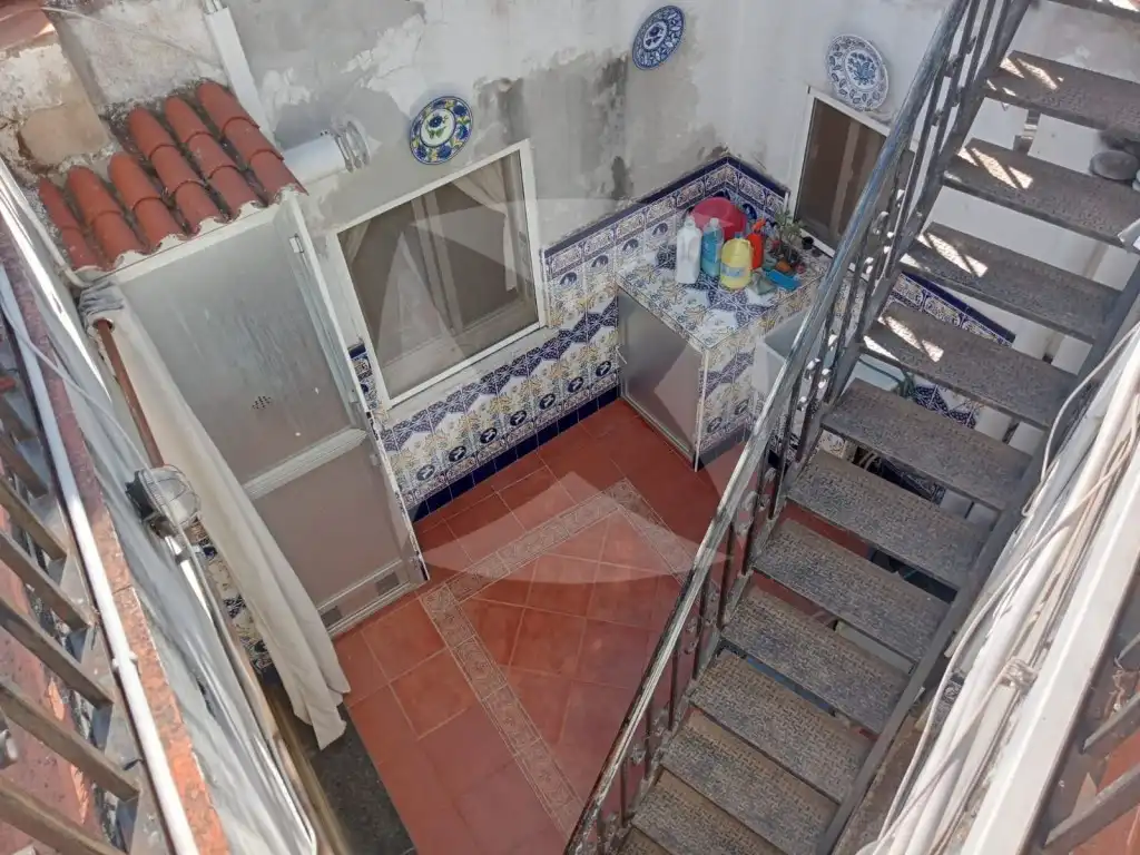 House with balcony for sale in Calle Cespedes, imagen 32