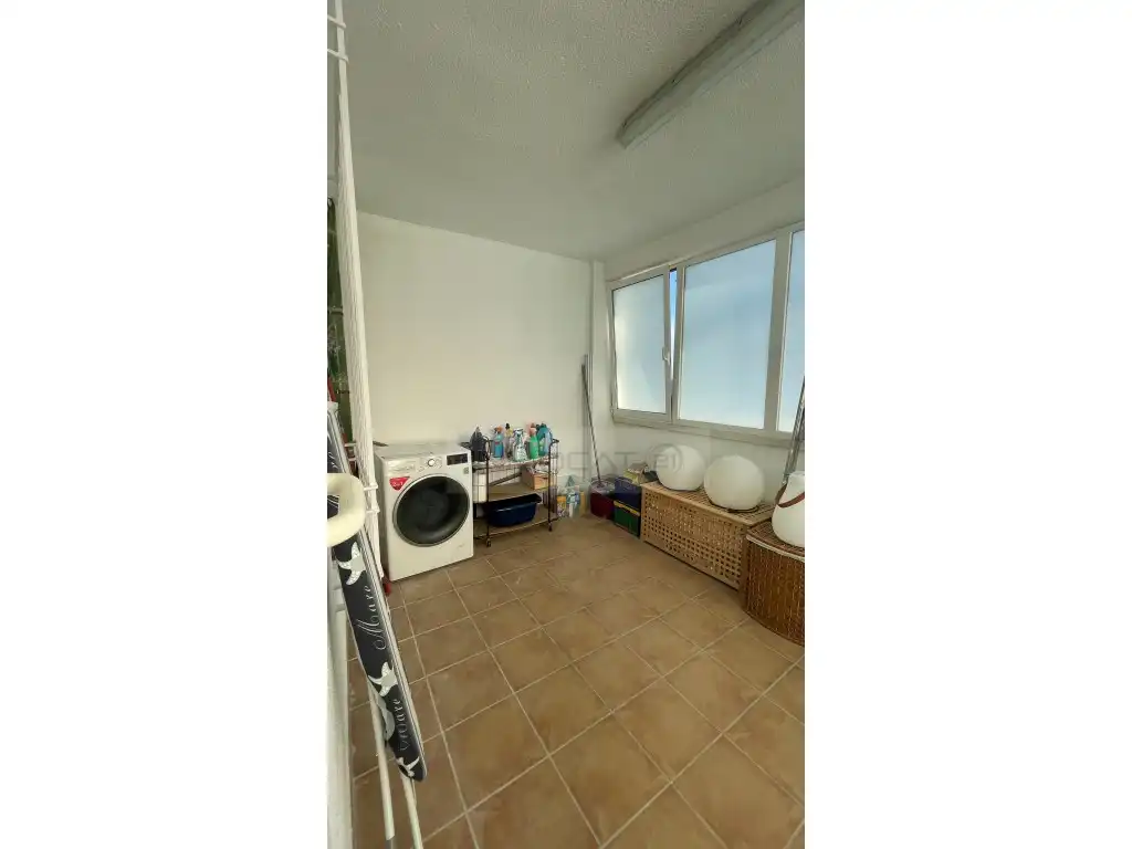Einfamilien-Reihenhaus zum Verkauf in Sitges mit Heizung, Terrasse und Möbliert
