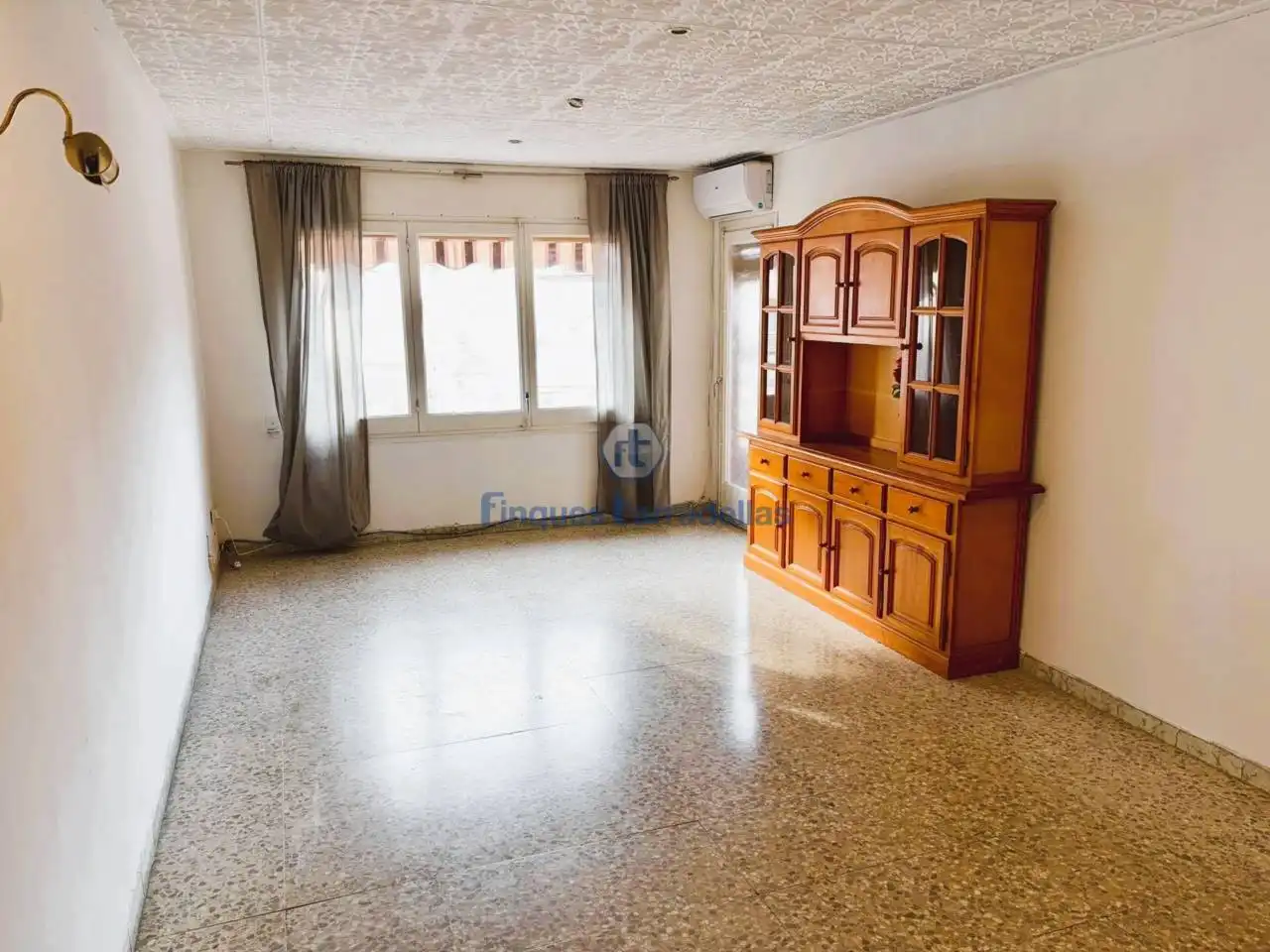 Wohnzimmer von Wohnung zum Verkauf in Pineda de Mar mit Klimaanlage und Balkon
