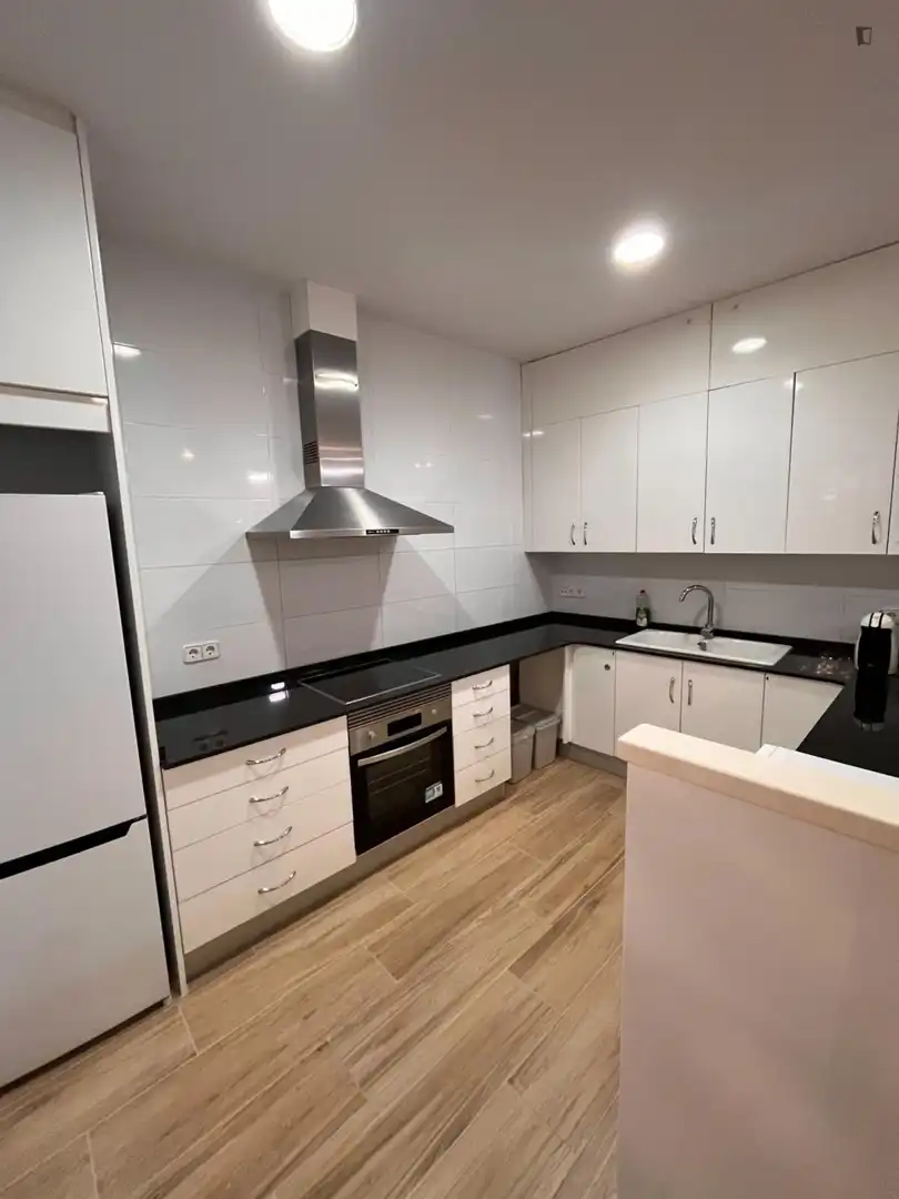 Room in Centre - Estació