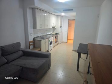 Piso con ascensor en alquiler en Pueblo