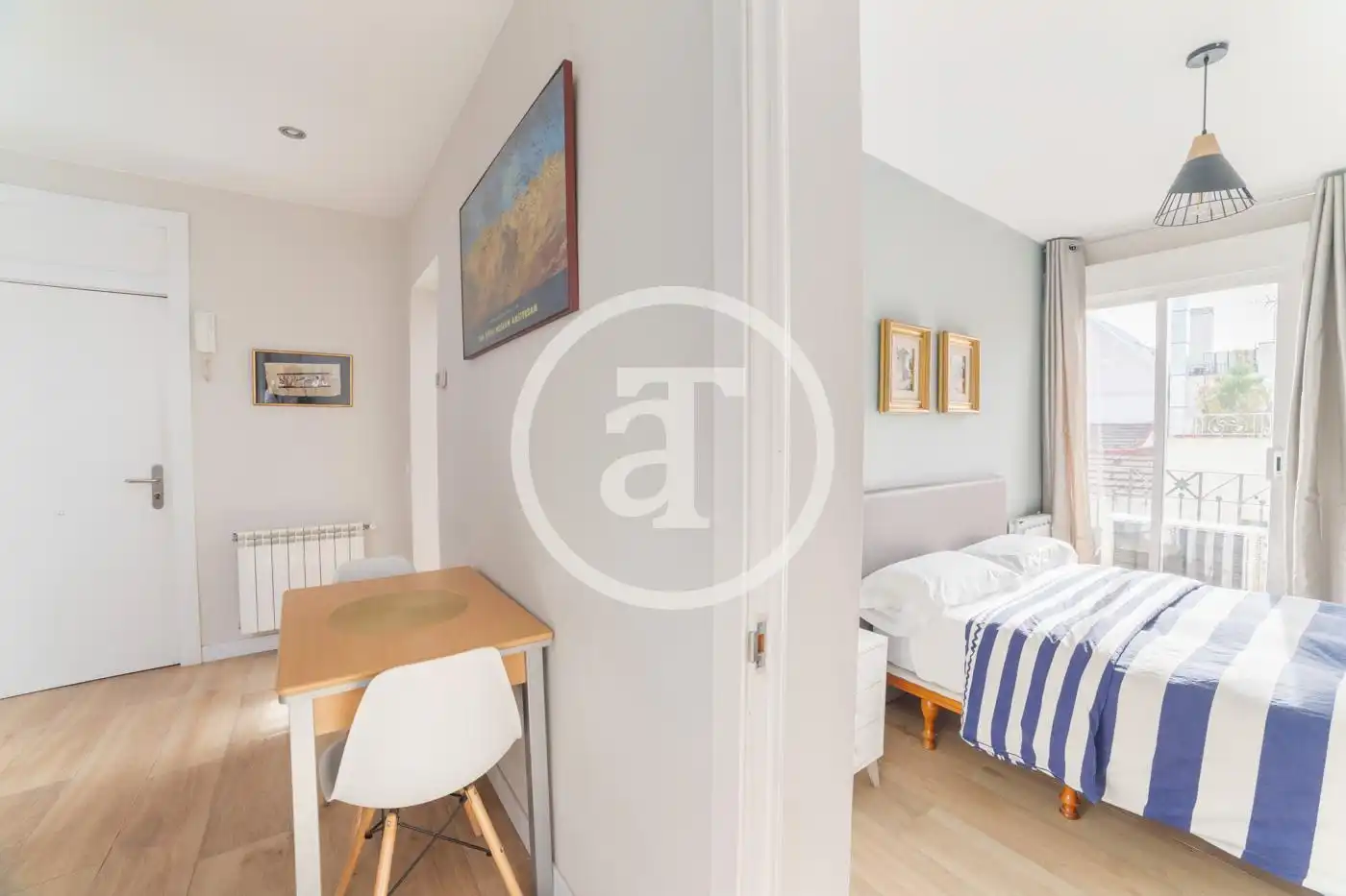 Bedroom of Flat for rent in Madrid  with Air Conditioner, Heating and Furnished