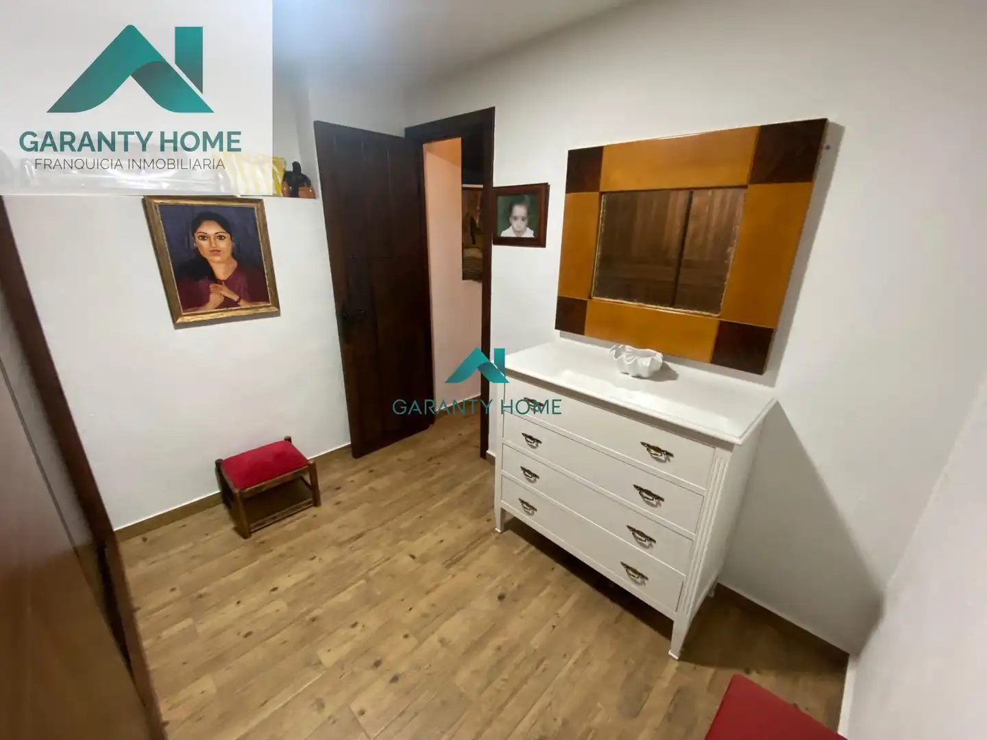 Habitación de Casa adosada en venta en Villardompardo con Aire acondicionado, Jardín privado y Terraza