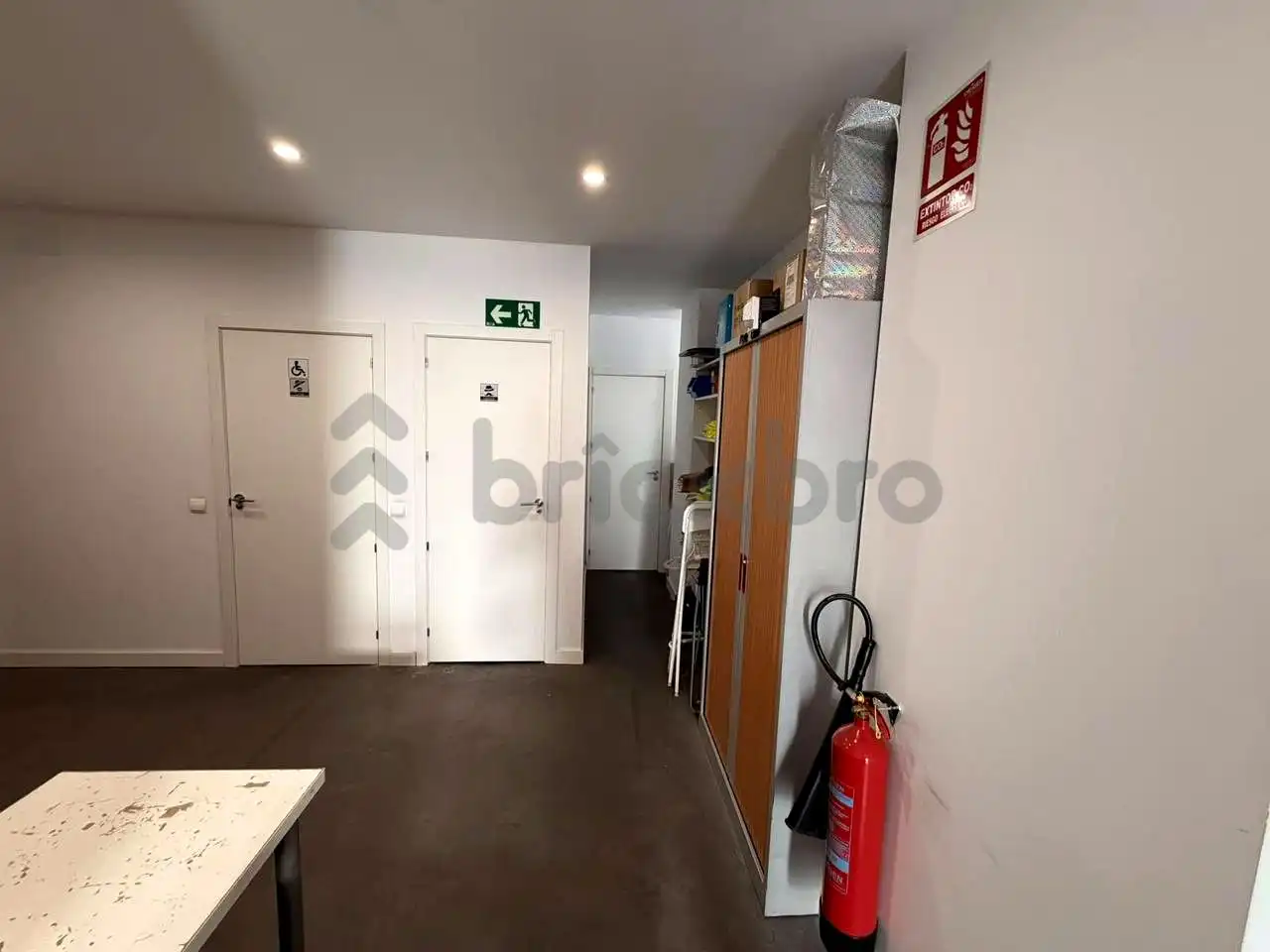 Büro zur Miete in Madrid mit Klimaanlage und Heizung