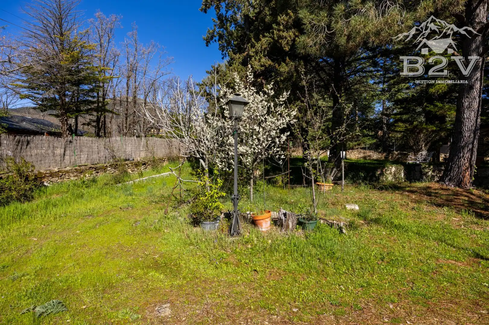 Casa o xalet en venda en Miraflores de la Sierra amb Calefacció, Jardí privat i Traster