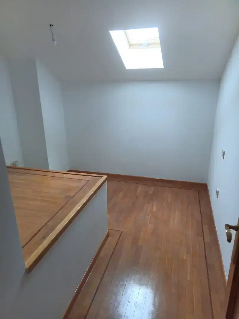 Maisonette zum Verkauf in Fuenlabrada mit Parkett, Abstellraum und Möbliert