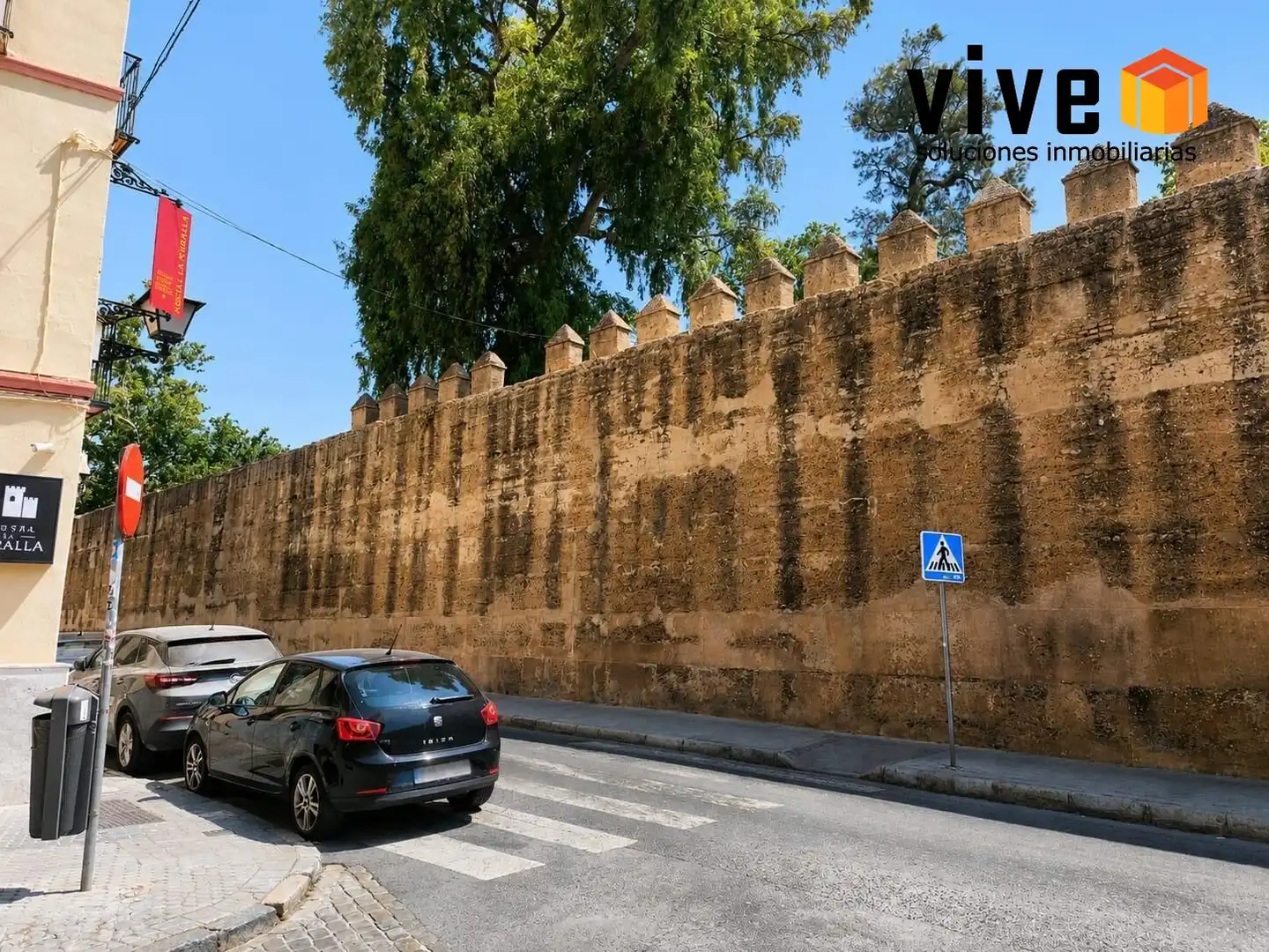 Vista exterior de Pis en venda en Sevilla amb Calefacció, Traster i Moblat