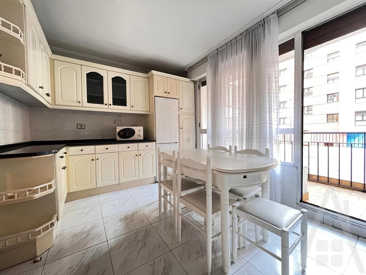 Kitchen of Flat for sale in Etxebarri  with Heating, Parquet flooring and Terrace