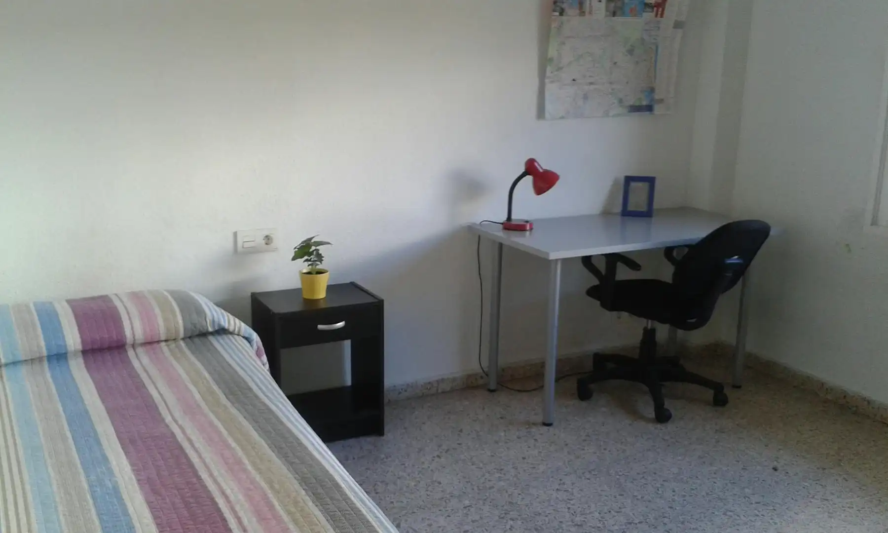 Habitación de Piso para compartir en El Pla del Real