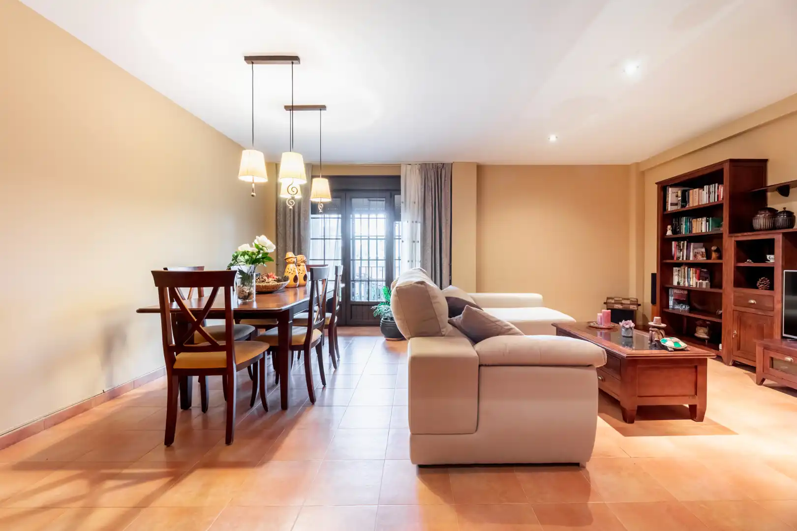 Sala de estar de Casa o chalet en venta en Navalcarnero con Calefacción, Jardín privado y Terraza
