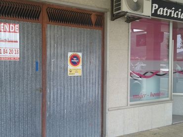 Business premises for sale in Paseo Poeta Avilés de Taramancos 5