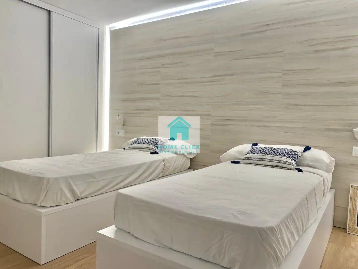 Apartment with terrace for sale in Mar i Camp - Platja dels Capellans, imagen 7