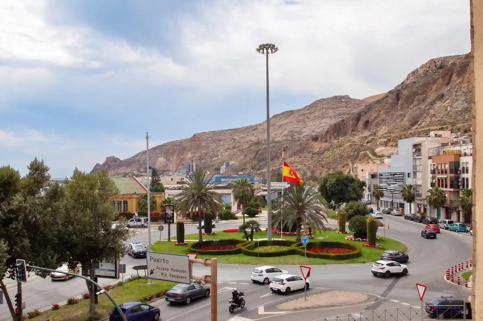 Vista exterior de Edificio en venta en Almería