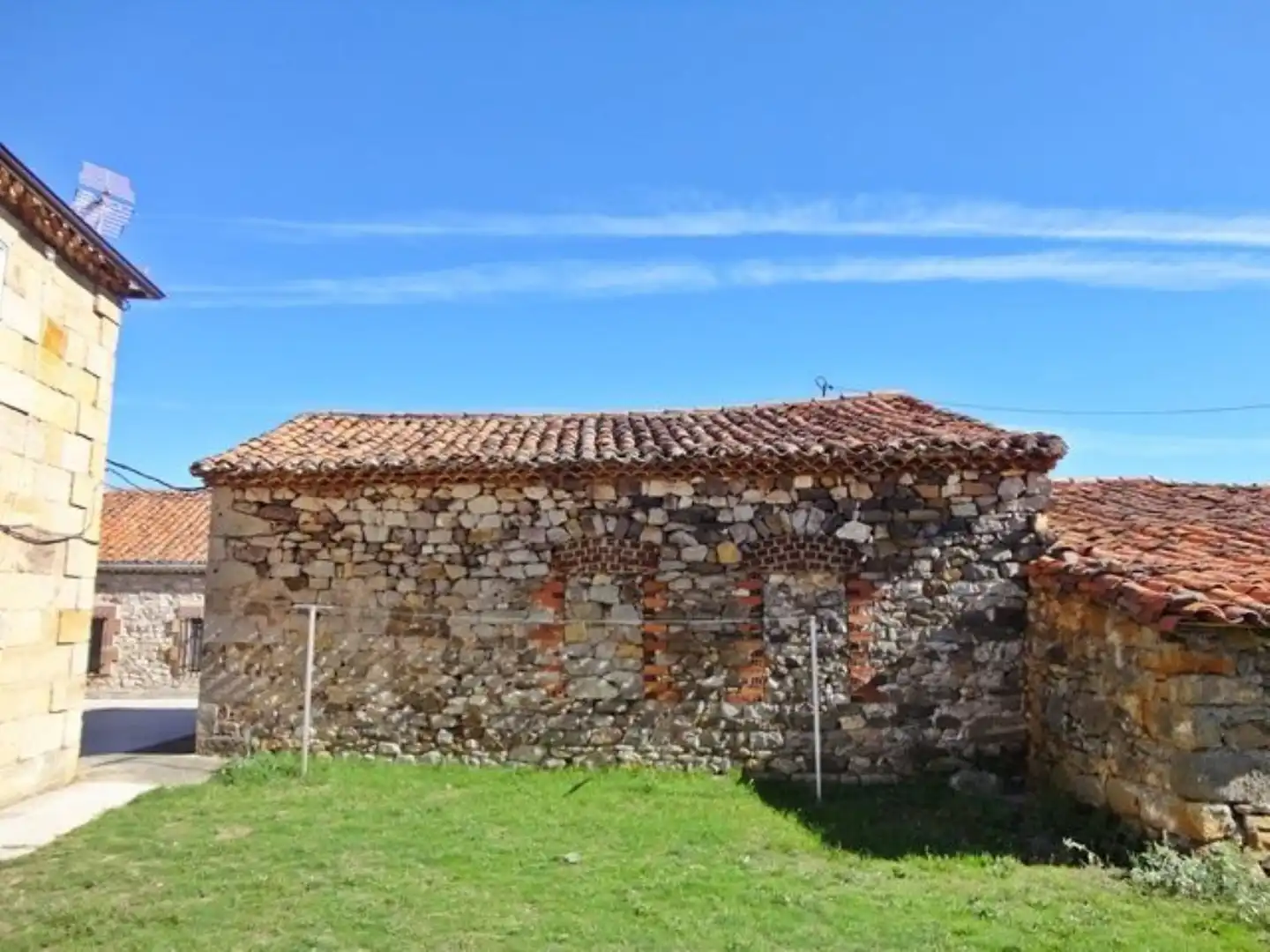 Exterior view of Industrial buildings for sale in Barbadillo del Mercado
