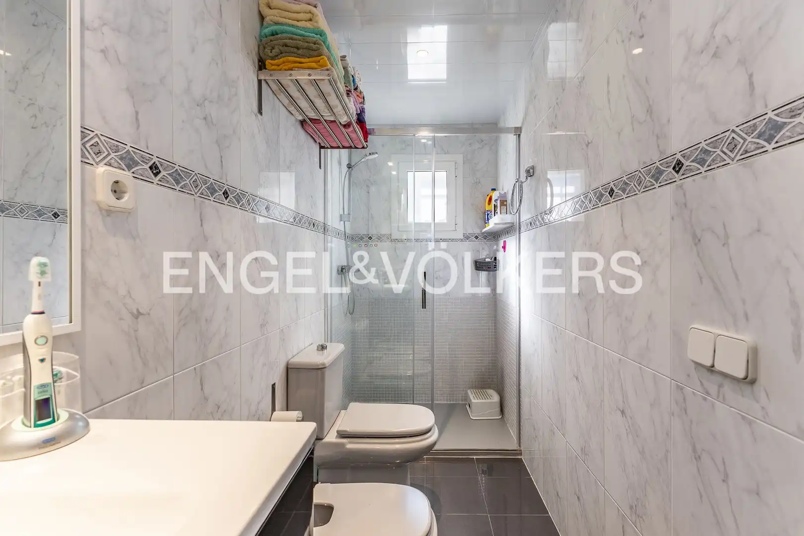 Bathroom of Houses for sale in Sant Cugat del Vallès  with Air Conditioner, Heating and Private garden