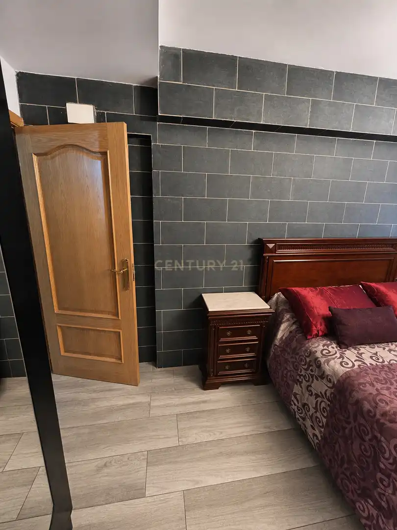 Dormitori de Casa o xalet en venda en Cáceres amb Jardí privat i Piscina