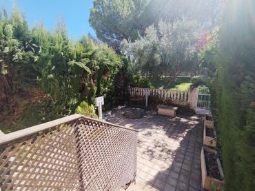 Casa a schiera con balcone in vendita a CIES 12