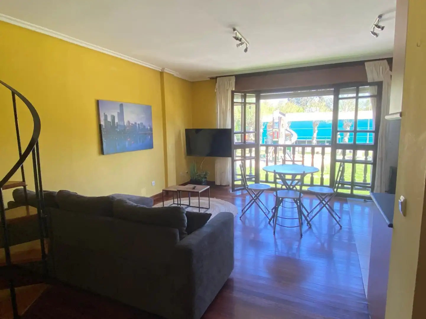 Sala de estar de Piso en venta en Cartes con Amueblado