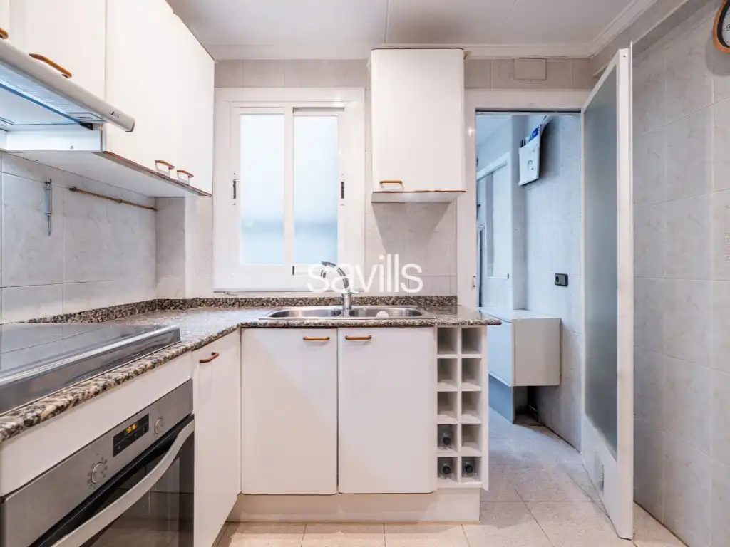 Cuina de Apartament en venda en L'Hospitalet de Llobregat amb Aire condicionat