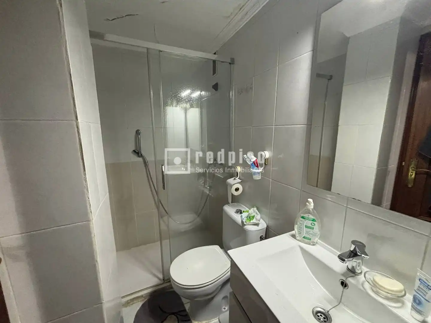 Baño de Piso en venta en Madrid con Calefacción y Terraza