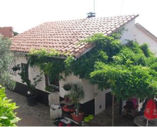 Vista exterior de Casa o xalet en venda en Pineda de Mar