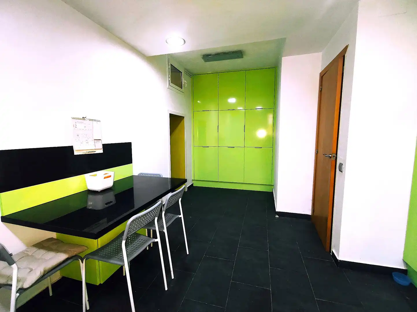 Cocina de Casa o chalet en venta en Barcelona con Aire acondicionado, Parquet y Terraza
