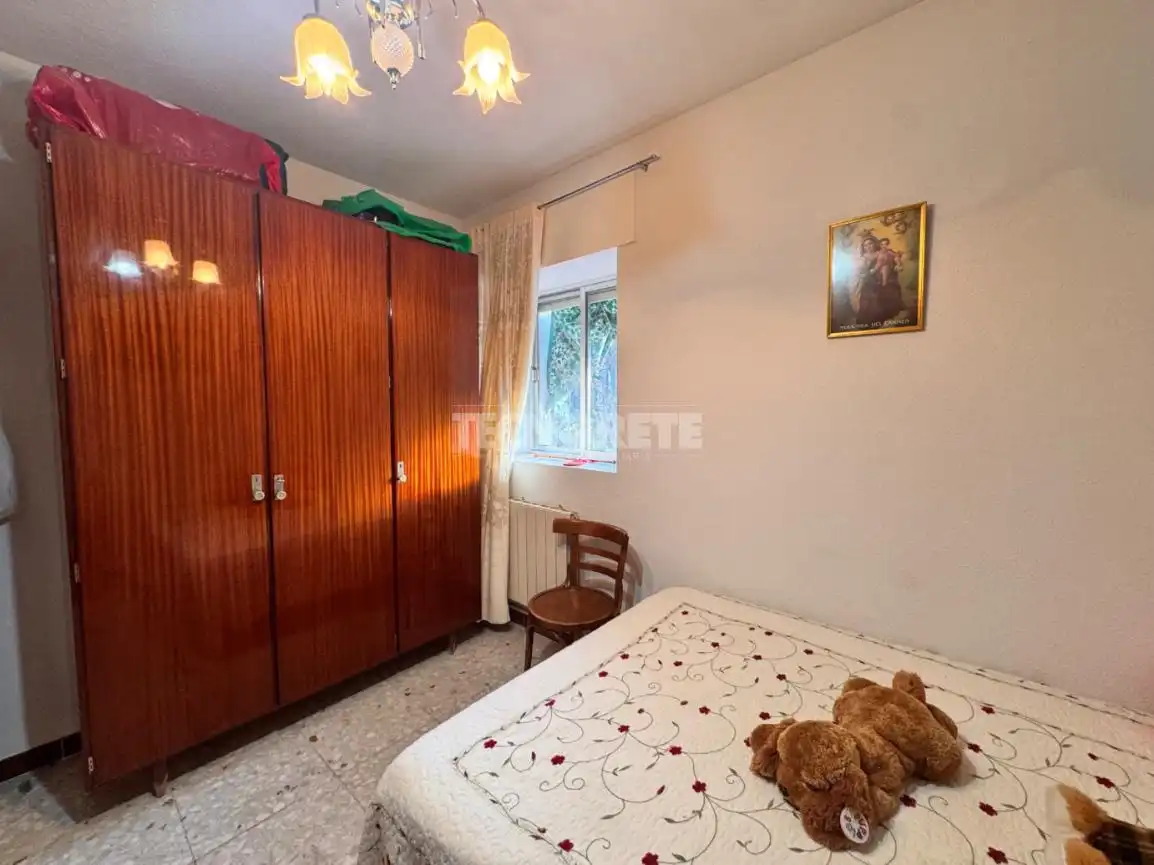 Dormitori de Casa adosada en venda en El Real de San Vicente amb Calefacció i Terrassa