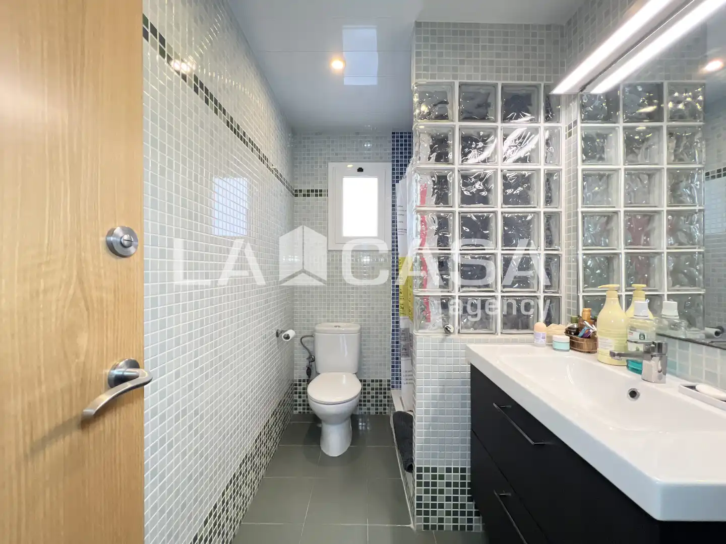 Baño de Piso en venta en Artigues - Llefià