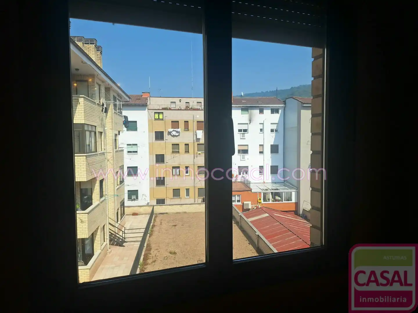 Dormitori de Pis en venda en Mieres (Asturias) amb Calefacció i Moblat