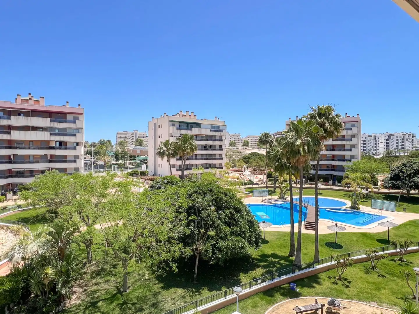 Apartamento con terraza en alquiler en Calle GRAN VIA 17, imagen 54