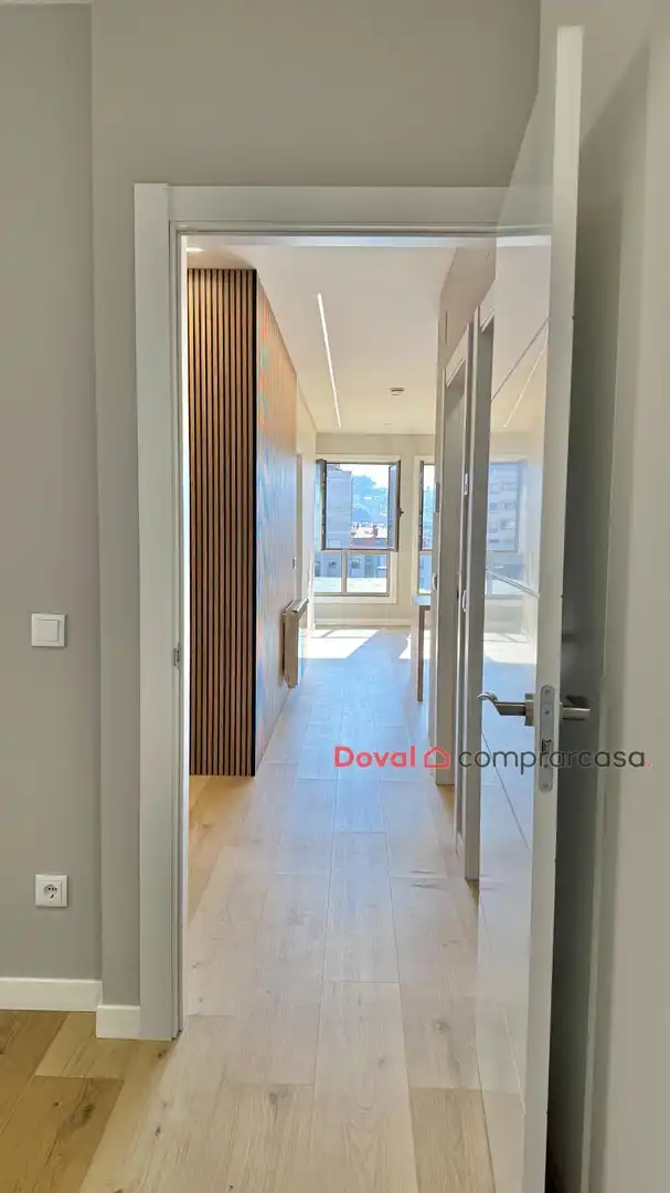 Flat for sale in Vigo   with Heating