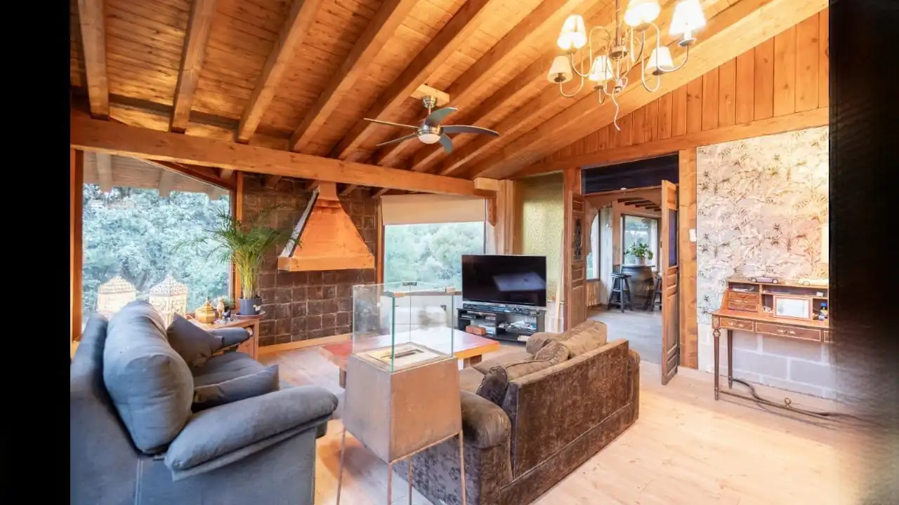 Wohnzimmer von Country house zum Verkauf in Pelayos de la Presa mit Heizung, Privatgarten und Terrasse