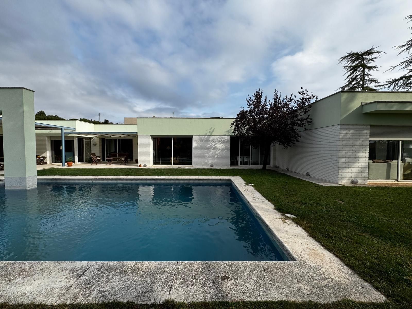 Piscina de Casa o xalet en venda en Igualada amb Calefacció, Jardí privat i Terrassa