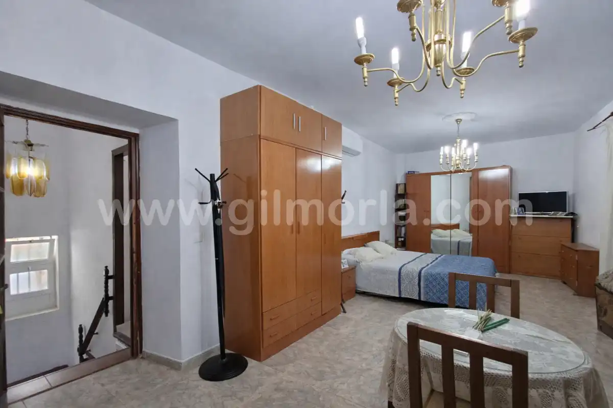 Dormitori de Casa o xalet en venda en Vélez-Málaga amb Terrassa, Moblat i Balcó