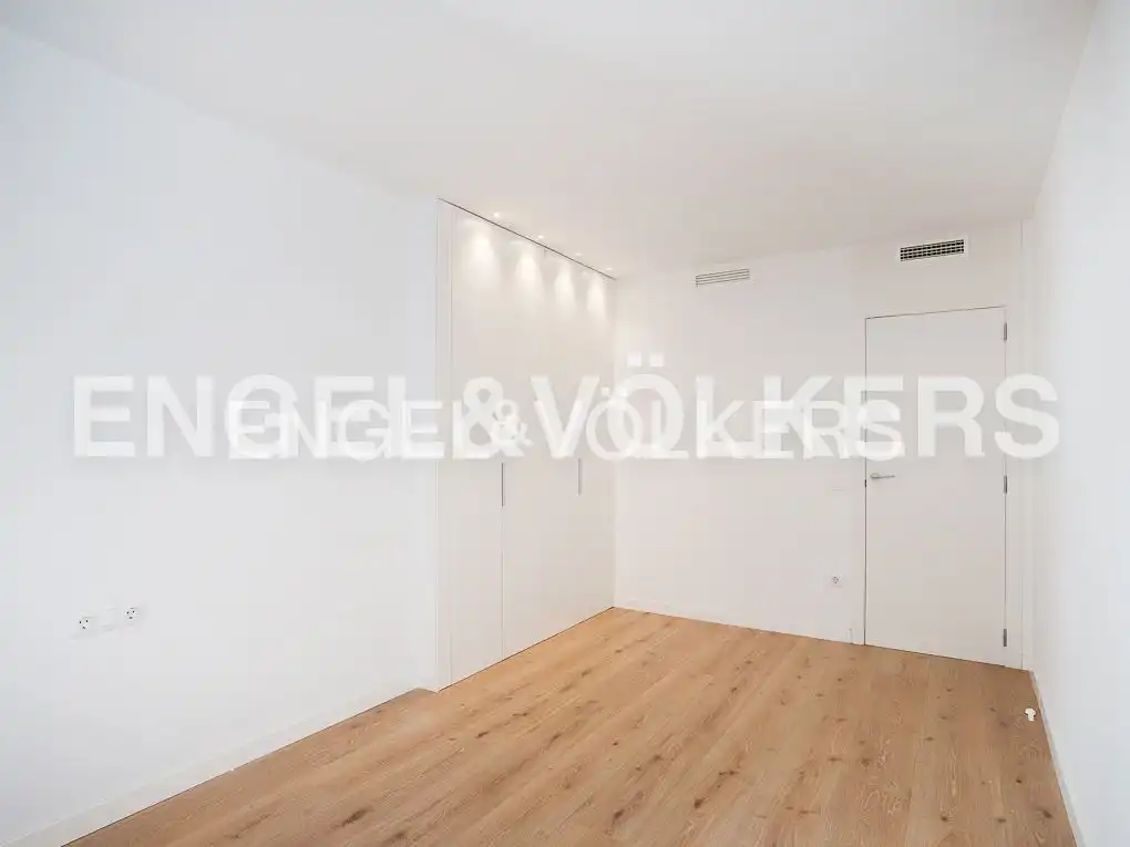 Flat for sale in Parque Ribalta - Plaza de Toros