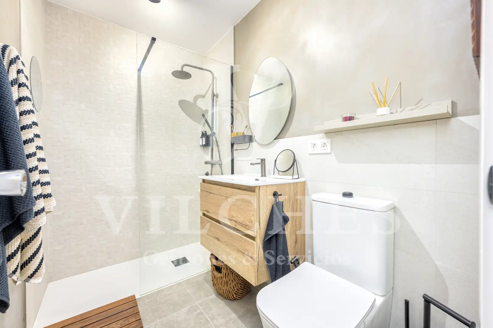 Badezimmer von Wohnung zur Miete in Las Palmas de Gran Canaria mit Möbliert