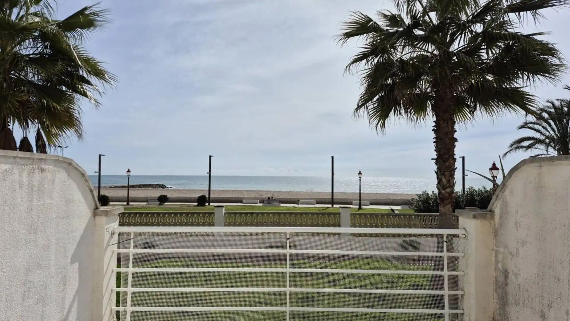 Jardín de Apartamento en venta en Cubelles con Terraza, Trastero y Amueblado