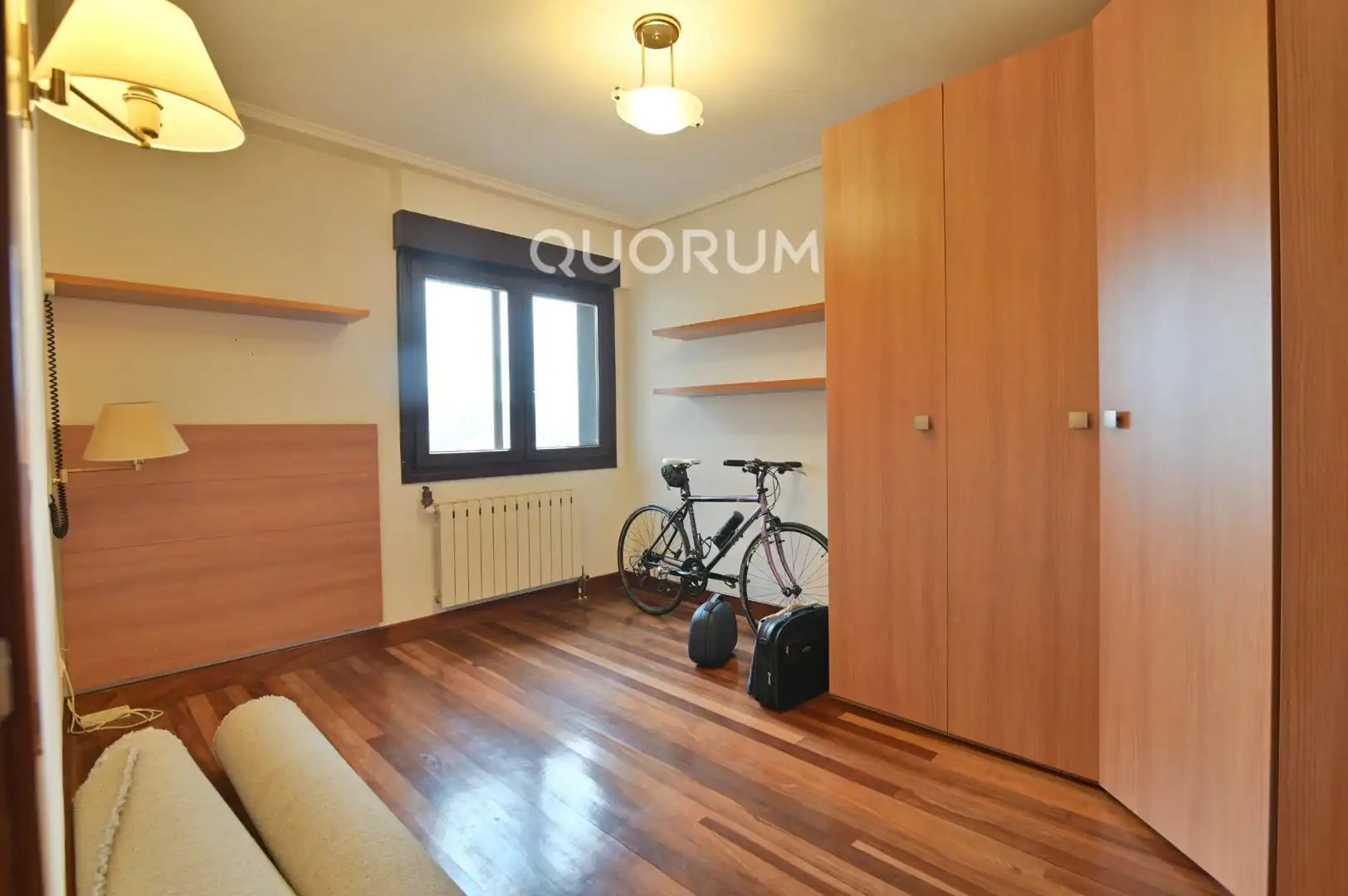 Habitación de Piso en venta en Bilbao  con Calefacción y Terraza