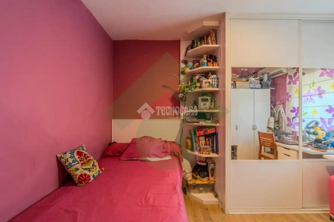 Bedroom of Flat for sale in Madrid  with Air Conditioner and Heating